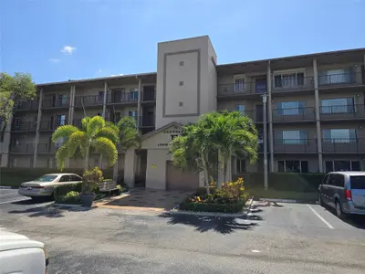 1200 SW 137TH Avenue 312E, Pembroke Pines – Condominium for sale