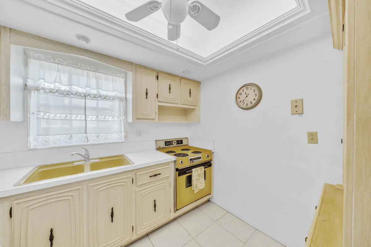 9 Kitchen (2) at 2680 Emory Drive A, West Palm Beach