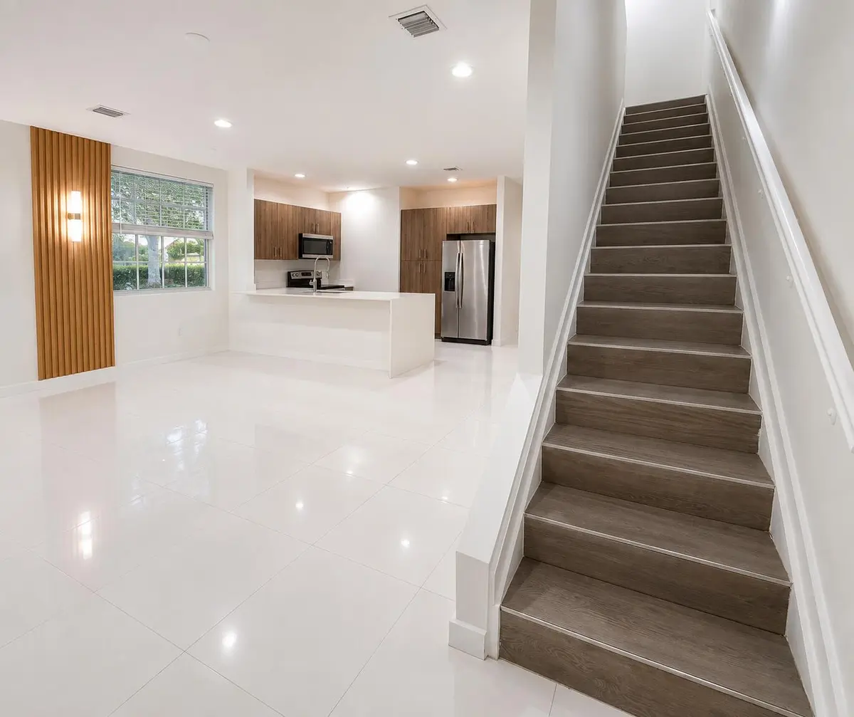 Wide Angle downstairs at 1030 Crystal Way 104, Delray Beach