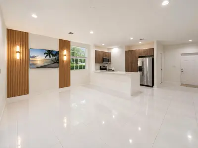 1030 Crystal Way 104, Delray Beach – Townhouse for rent