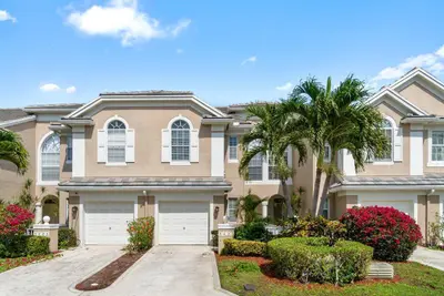 5423 Grand Park Place, Boca Raton – Townhouse for rent