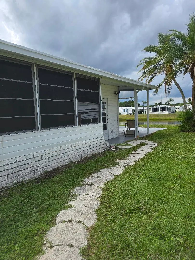 504 thames side at 504 THAMES BLUFF Ridge D-23, Fort Pierce