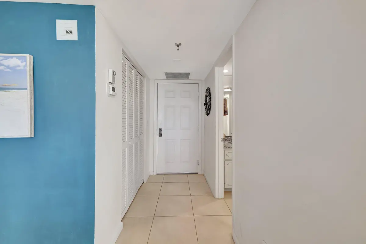 ENTRY FOYER at 2400 S OCEAN Drive 4143, Fort Pierce