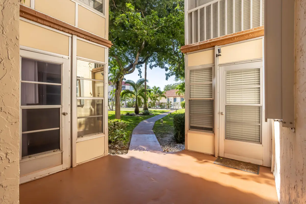 4-print-0E2A8935-HDR at 700 SE 6th Avenue 107, Deerfield Beach