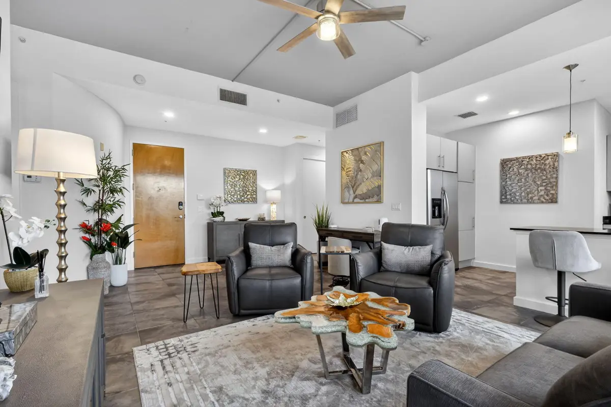 3-web-or-mls-_14A8510 at 365 SE 6th Avenue 309, Delray Beach