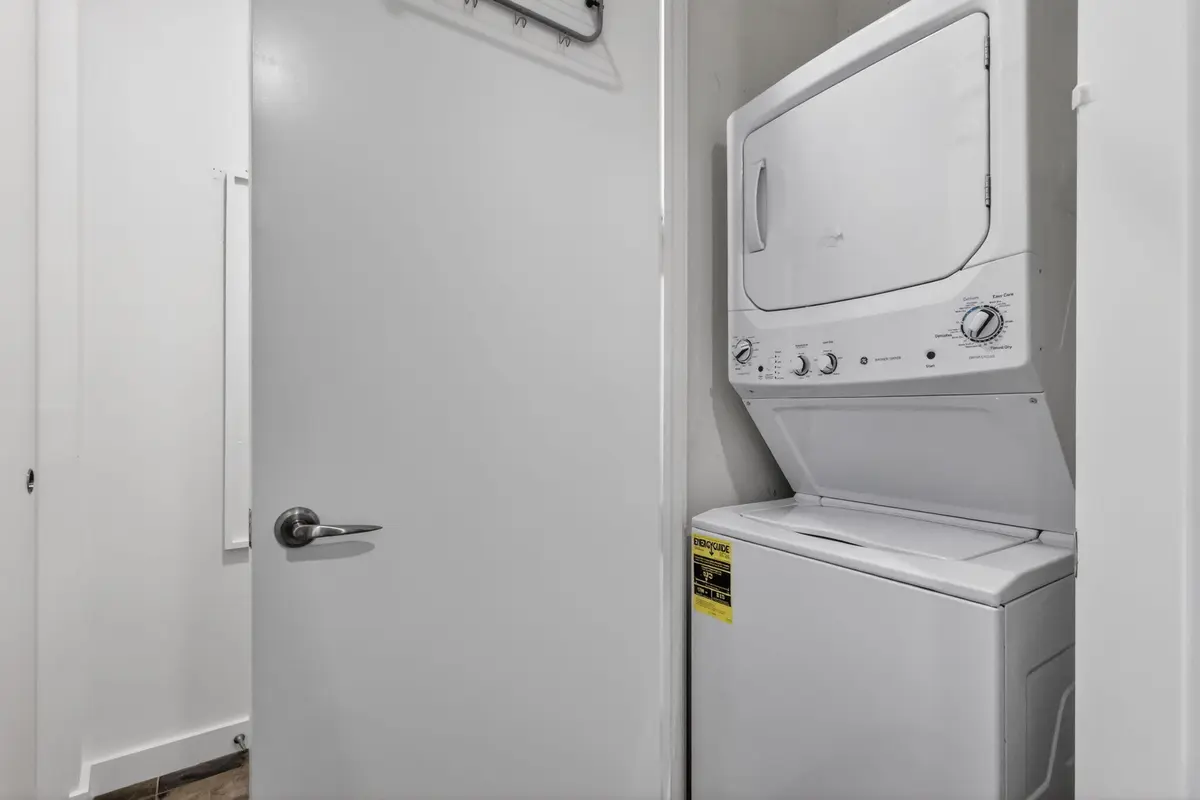 6-web-or-mls-_14A8530 at 365 SE 6th Avenue 309, Delray Beach
