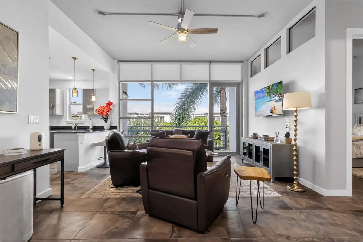 5-web-or-mls-_14A8522 at 365 SE 6th Avenue 309, Delray Beach