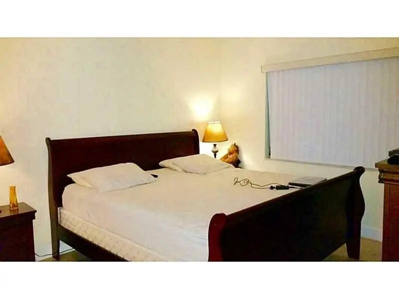 Photo 8 at 760 SE 2nd Avenue, Deerfield Beach