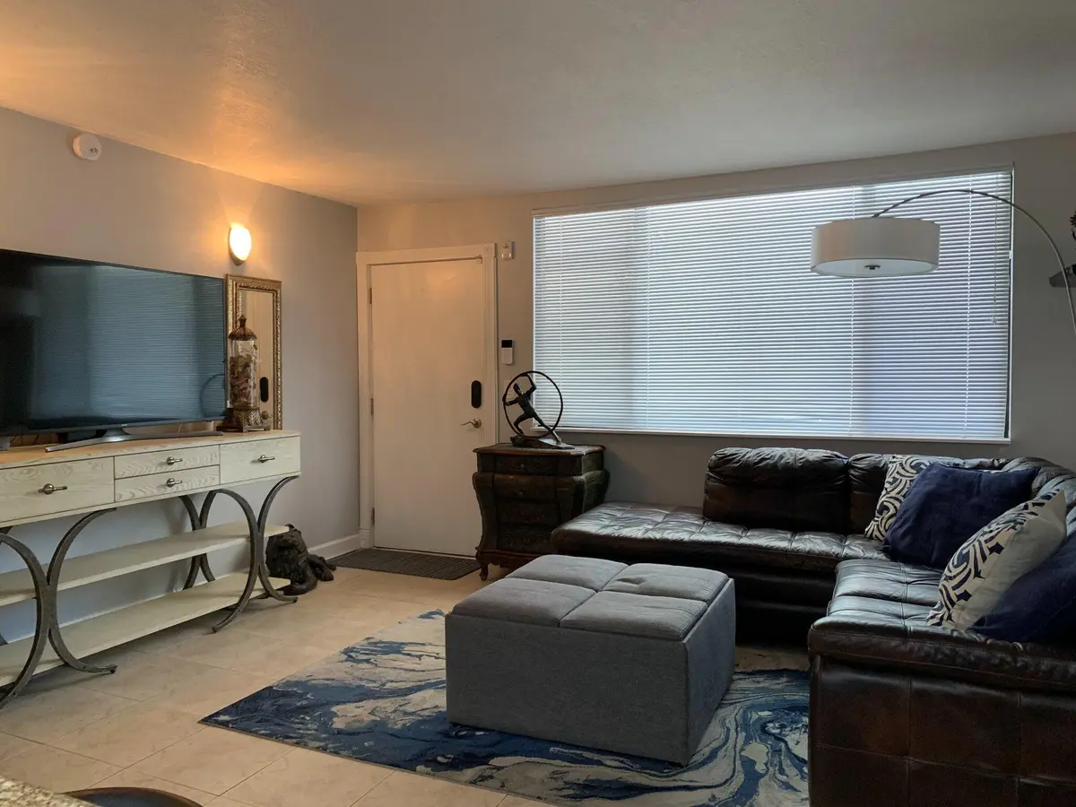 1901 N ANDREWS Avenue 111, Wilton Manors, FL – photo 6