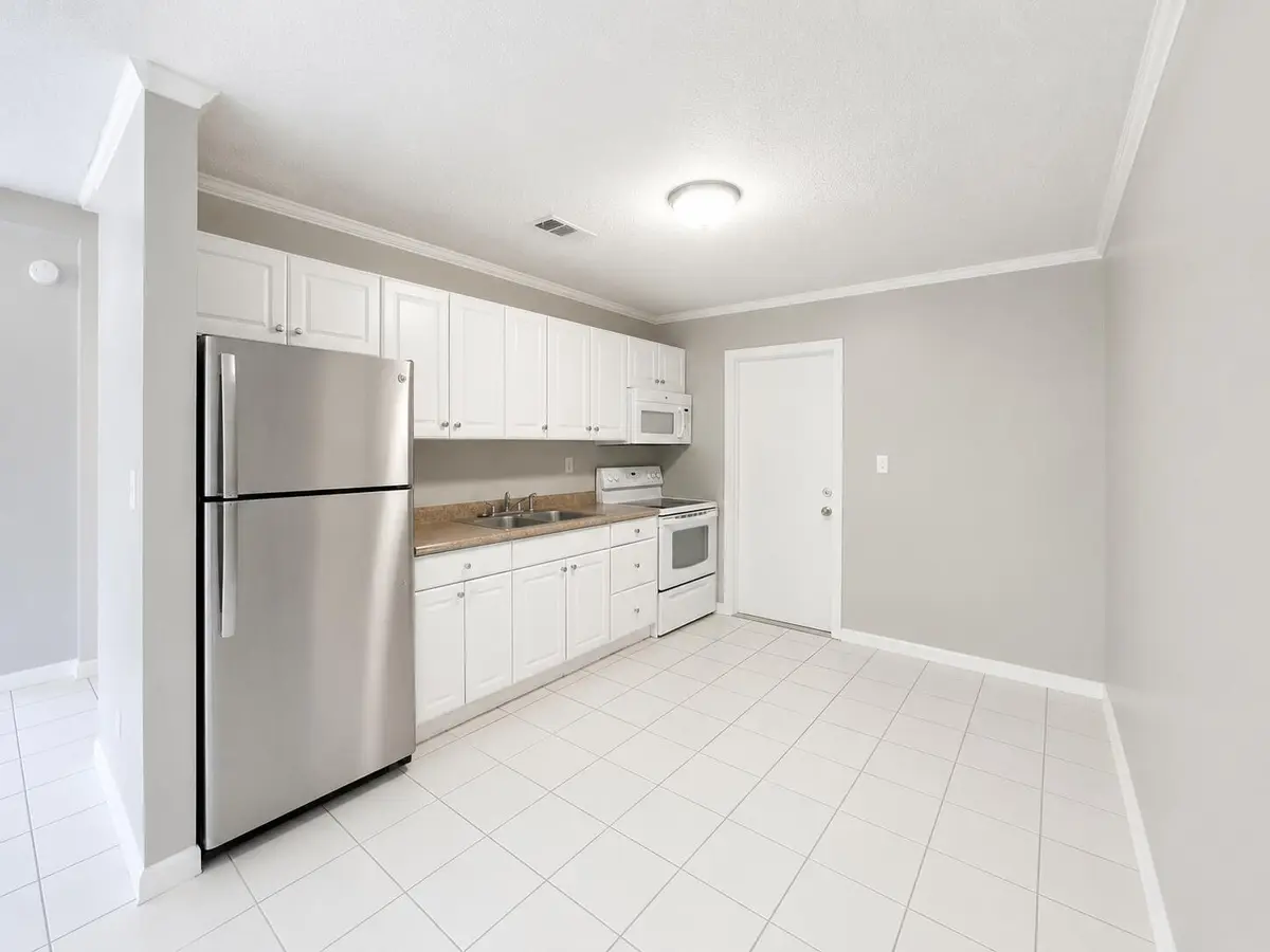 Kitchen at 731 NW 1st Avenue 2, Fort Lauderdale