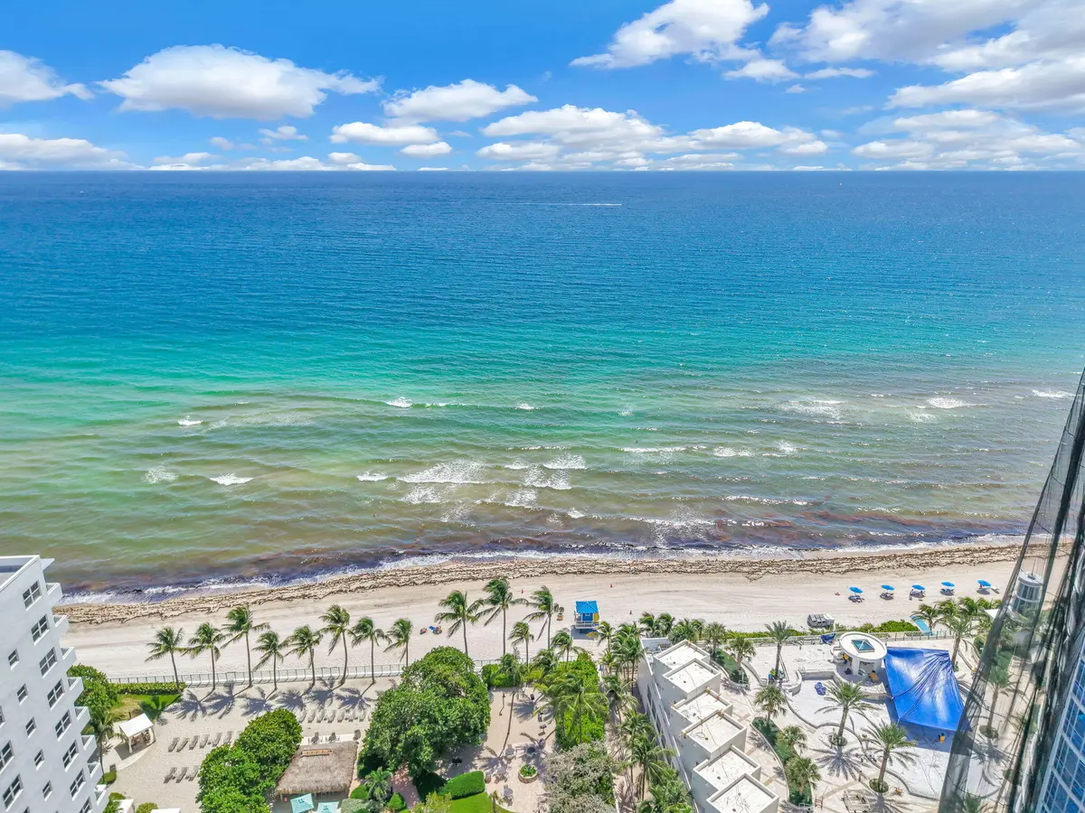 7-web-or-mls-DJI_20260826115504_0055_D at 3001 S OCEAN Drive 403, Hollywood
