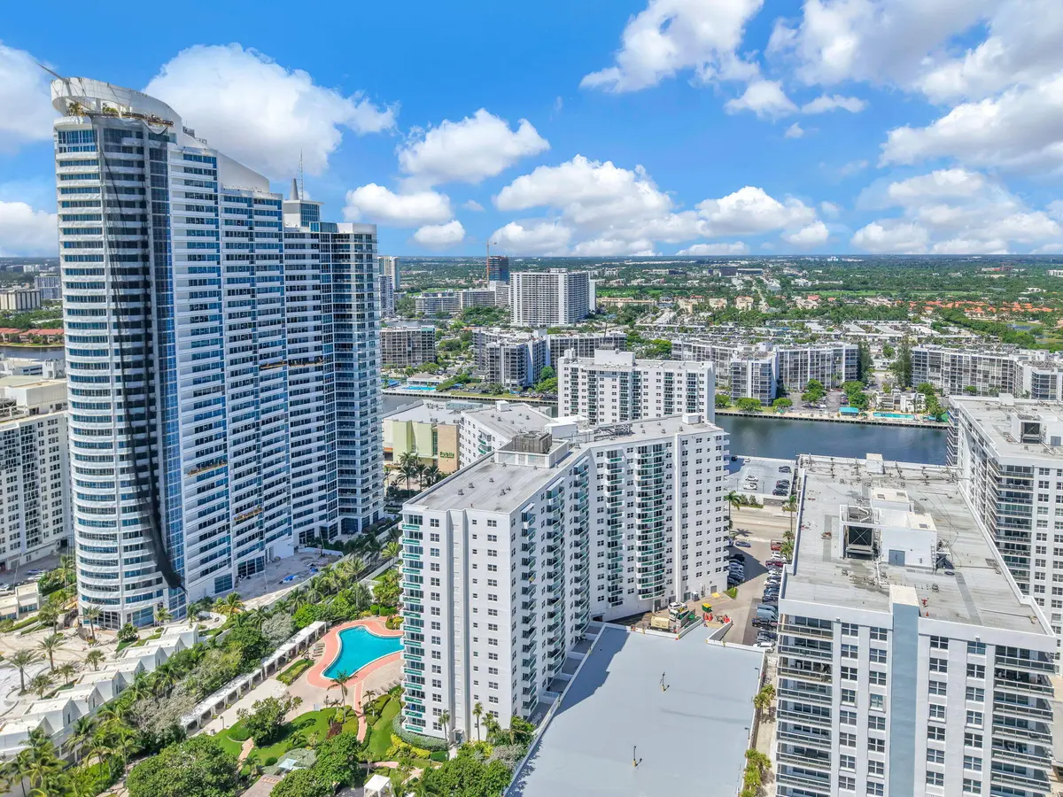 8-web-or-mls-DJI_20260826115312_0040_D at 3001 S OCEAN Drive 403, Hollywood