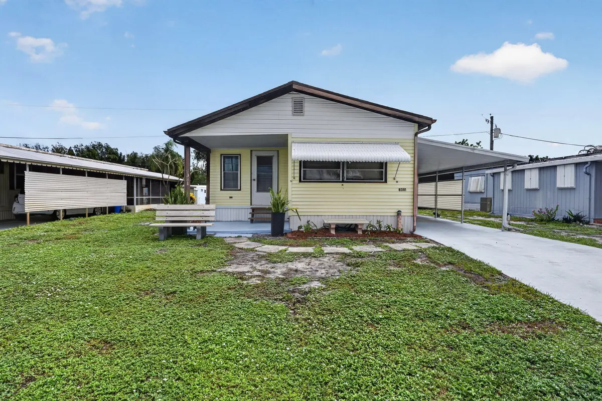 2-web-or-mls-_MLP3805 at 8381 SE Skylark Avenue, Hobe Sound