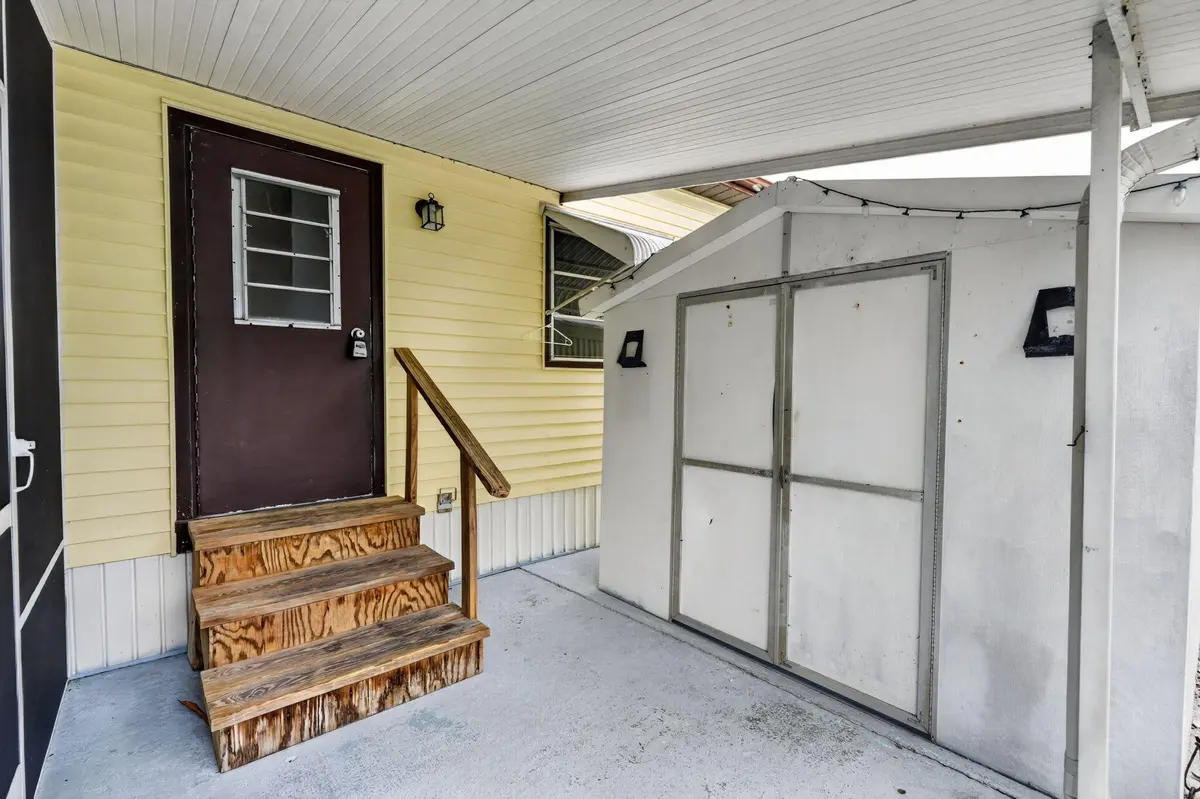 8-web-or-mls-_MLP3833 at 8381 SE Skylark Avenue, Hobe Sound
