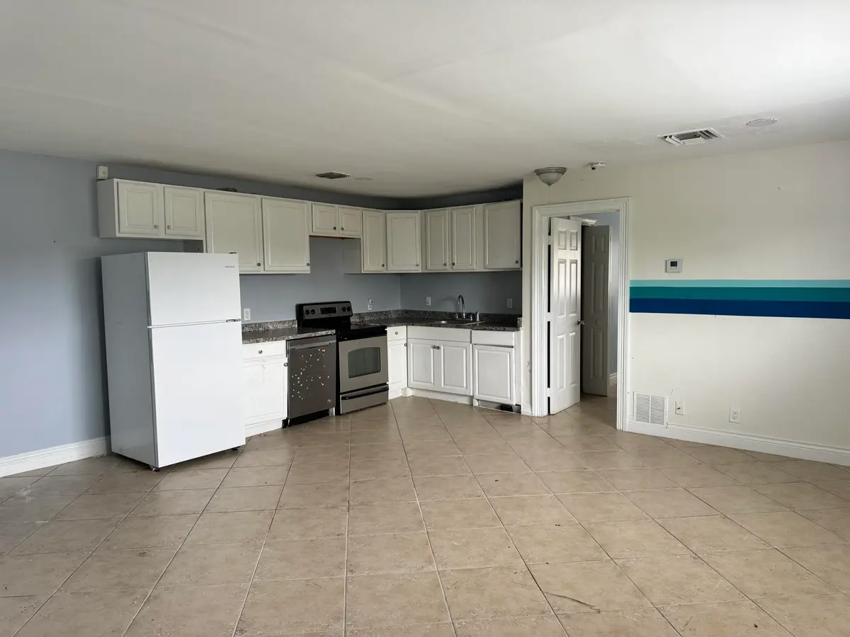 IMG_2403 at 1829 N A Street 14, Lake Worth Beach