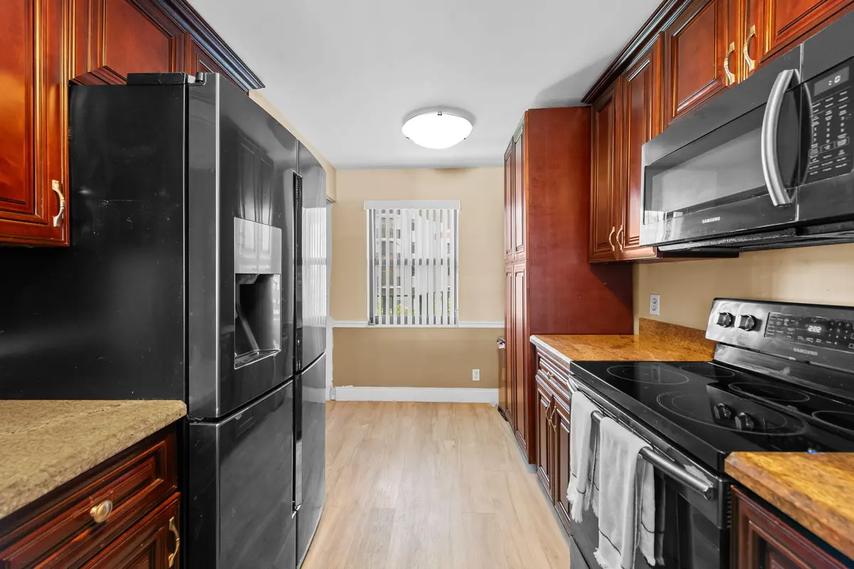 17-web-or-mls-DSC_2137 at 2029 N OCEAN Boulevard 403, Fort Lauderdale