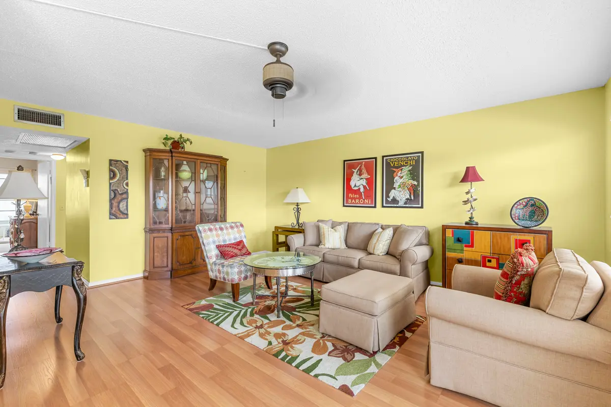 R6II6814 at 19 Ashby A, Deerfield Beach