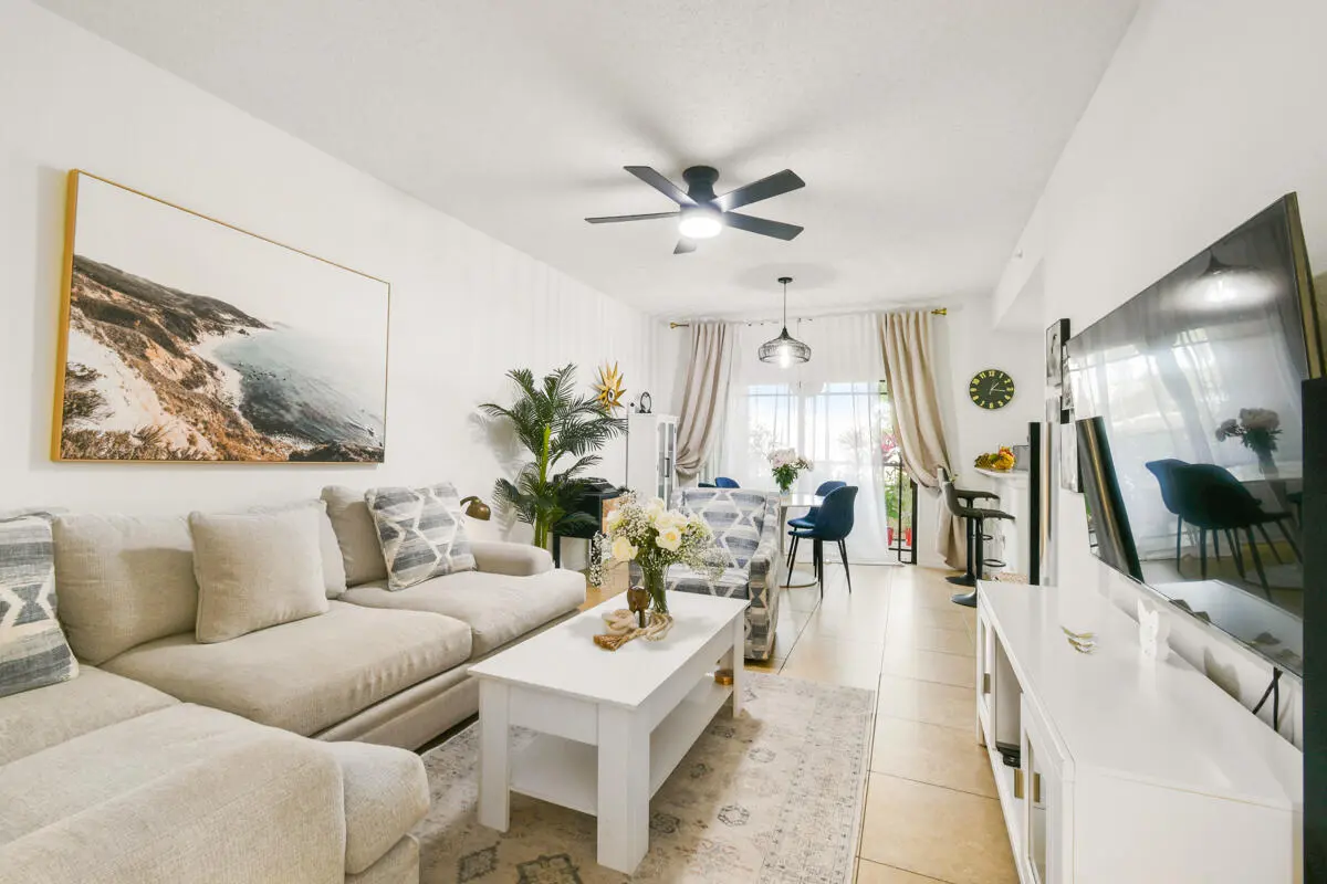 living room at 2916 TUSCANY Court 104, Palm Beach Gardens