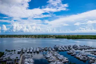 123 Lakeshore Drive 1945, North Palm Beach – Condominium for sale