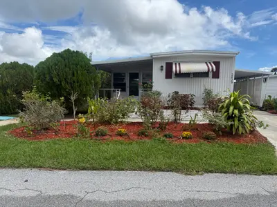 2629 SE Penny Lane, Stuart – Stock Cooperative for sale