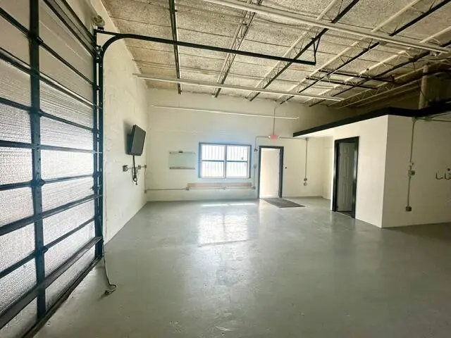 IMG_3392 at 4493 NW 8th Avenue 8, Oakland Park
