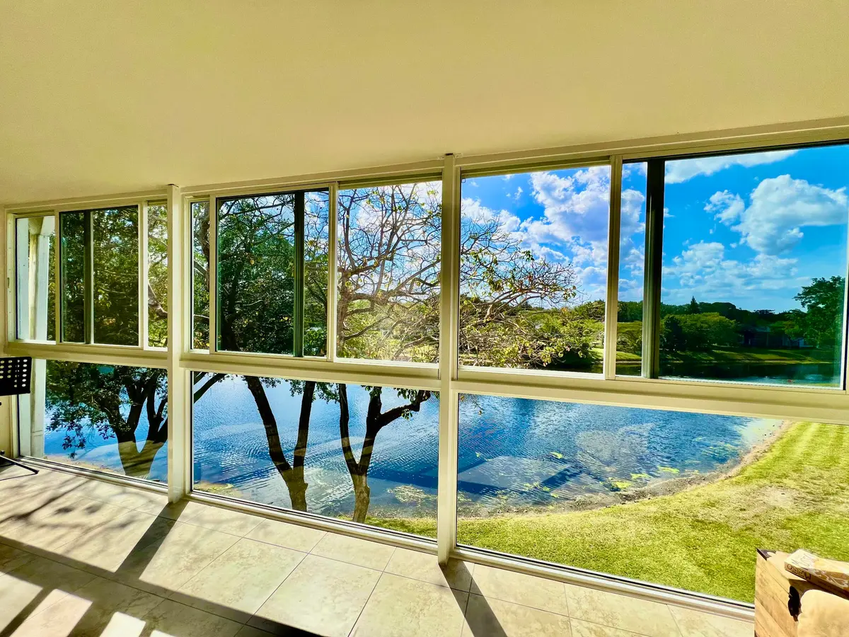 tempImagebWHVGA at 4015 Islewood D, Deerfield Beach