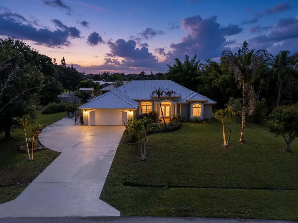 285b70d4-243a-4a52-aab0-2a0b2a7e6ed7 at 2142 SE Morningside Boulevard, Port St. Lucie