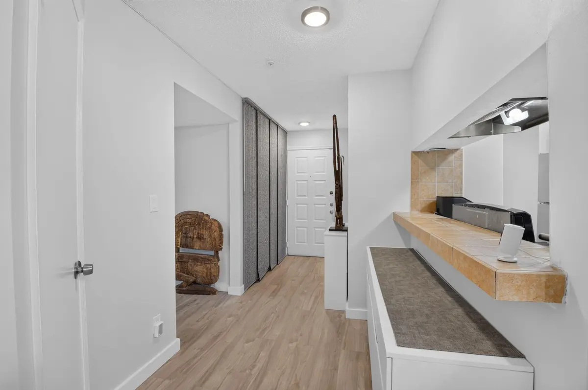 Entry Hallway at 2305 N CONGRESS Avenue 21, Boynton Beach