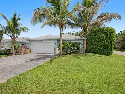 17700 Cornelia Avenue, Jupiter – Single Family Residence for sale
