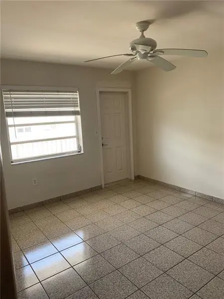 Photo 6 at 525 MERIDIAN Avenue 306, Miami Beach
