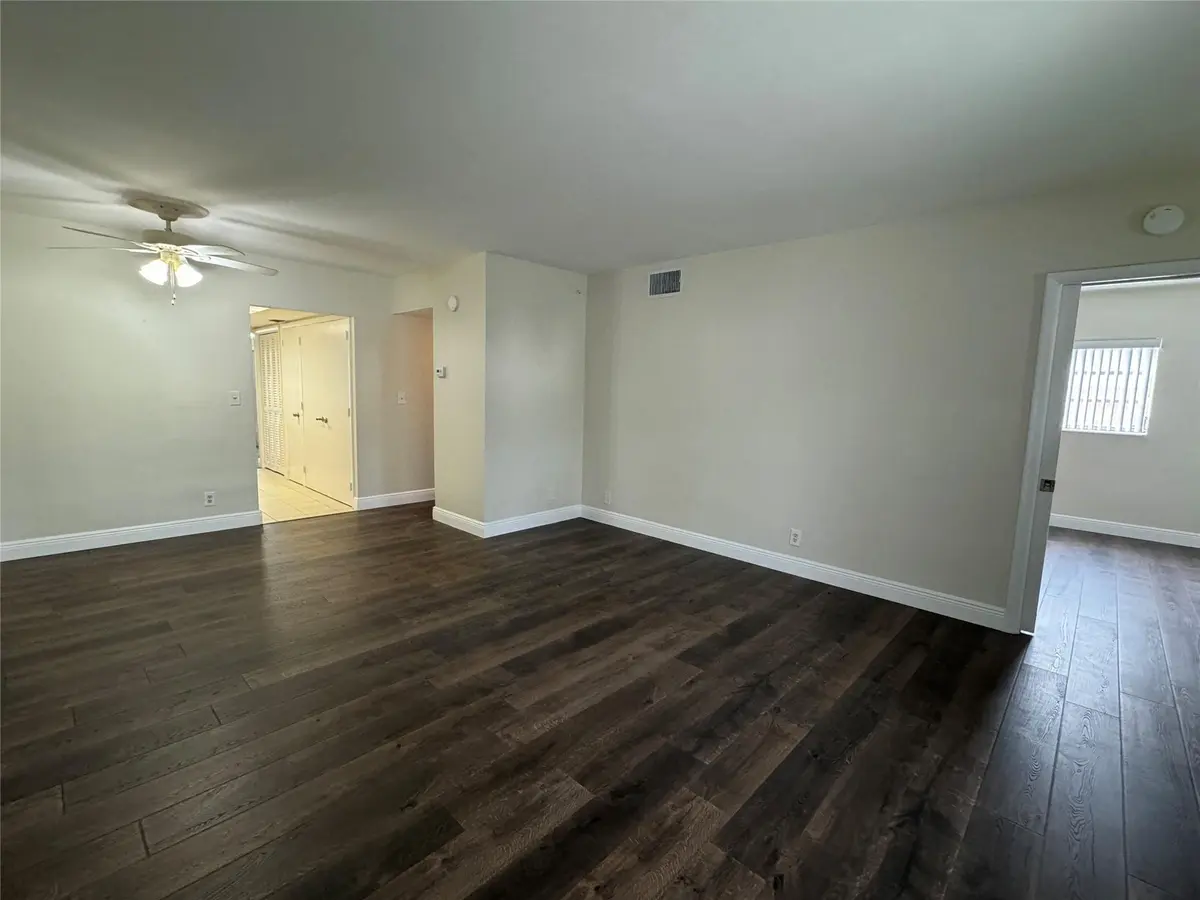 Photo 5 at 1060 NE 23rd Terrace 2, Pompano Beach