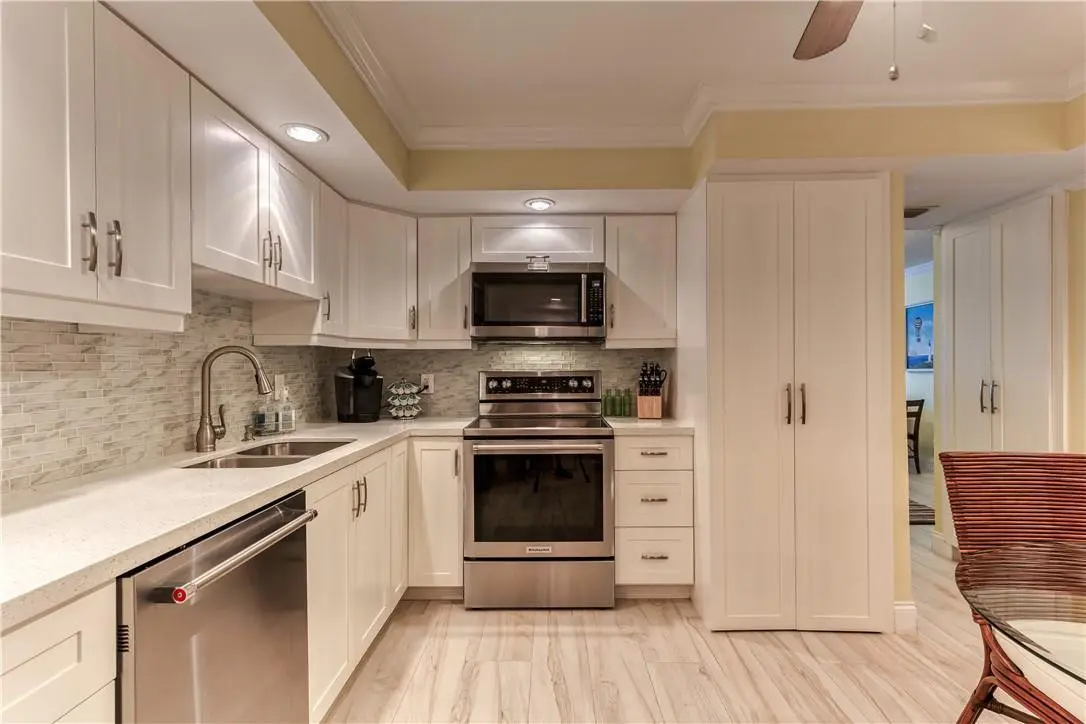 Photo 3 at 1360 S Ocean Boulevard Apt 603, Pompano Beach