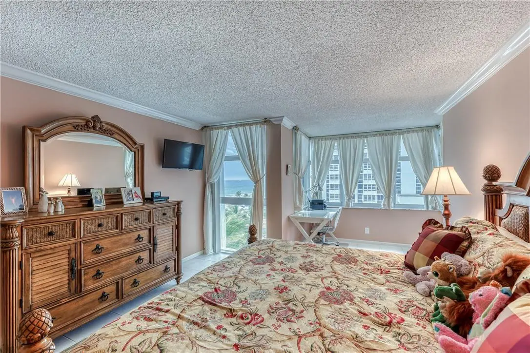 Photo 7 at 1360 S Ocean Boulevard Apt 603, Pompano Beach