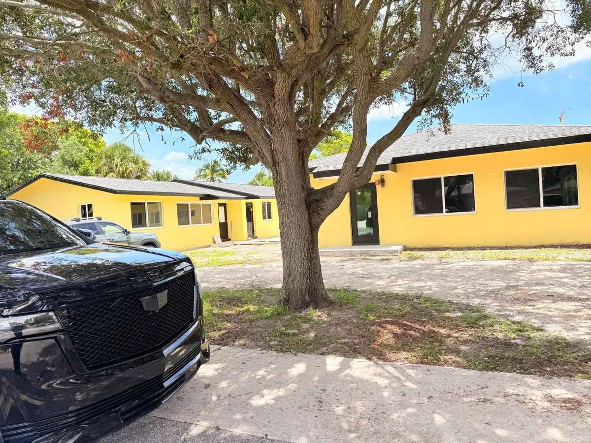 IMG_6601 at 111 SW 10th Avenue, Delray Beach