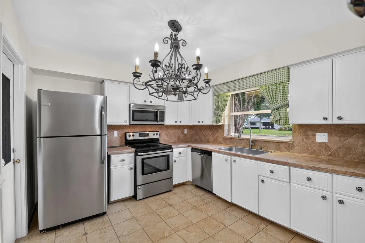 11-web-or-mls-DSC_6468 at 9930 FRANGIPANI TREE Way B, Boynton Beach