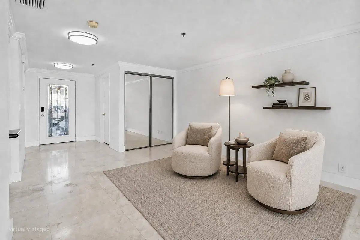 Sitting Area at 1035 S Federal Highway 211, Delray Beach