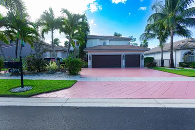 1811 WALDORF Drive, Royal Palm Beach – Single Family Residence for sale