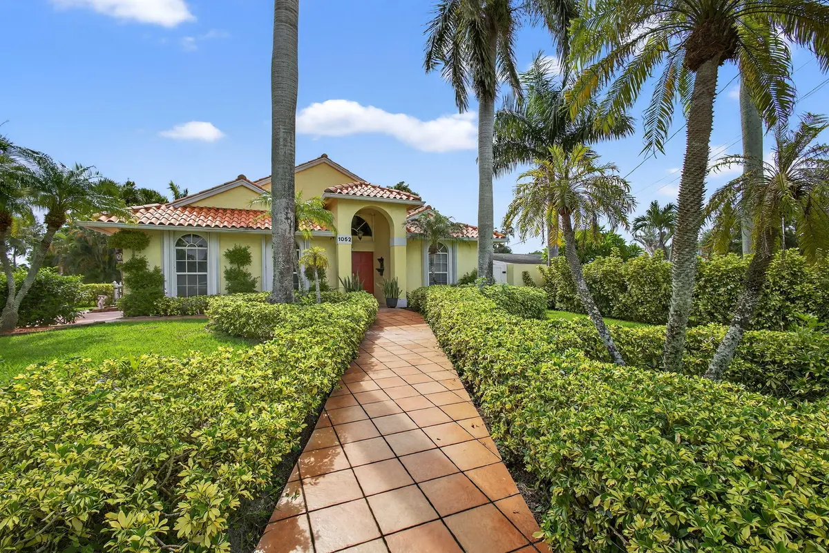 1-web-or-mls-BS1A9932 at 1052 W SHORE Drive, West Palm Beach