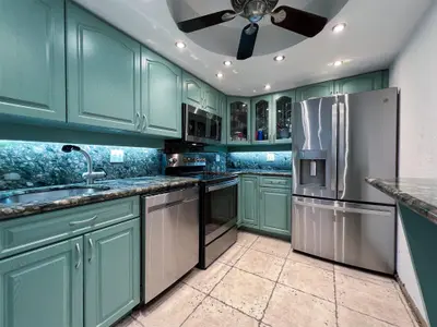 101 Briny Avenue 810, Pompano Beach – Condominium for rent