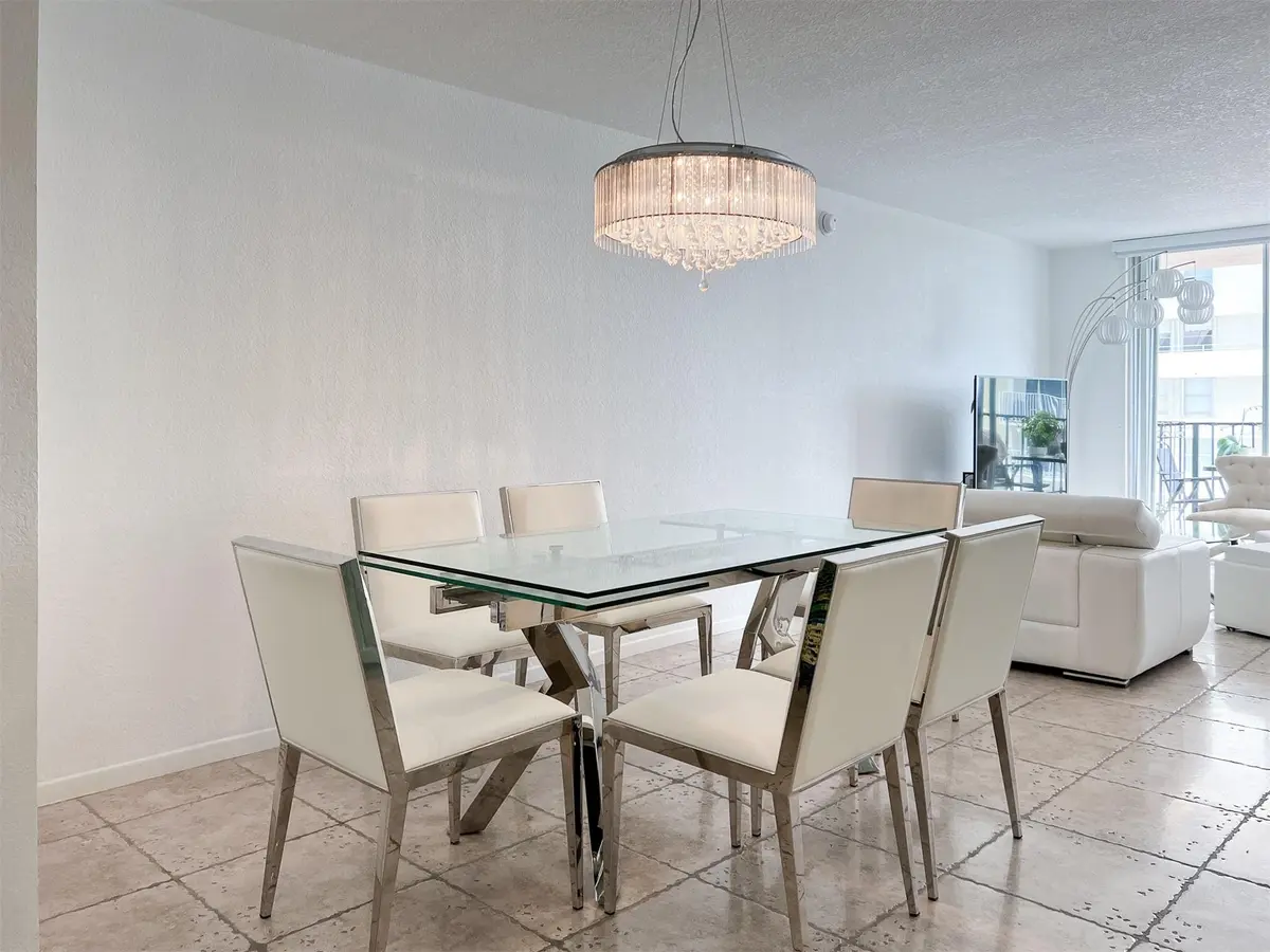 Dining area at 101 Briny Avenue 810, Pompano Beach