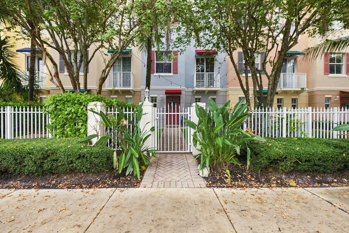 4-web-or-mls-506-ne-7th-ave-1 at 506 NE 7TH Avenue #1, Fort Lauderdale