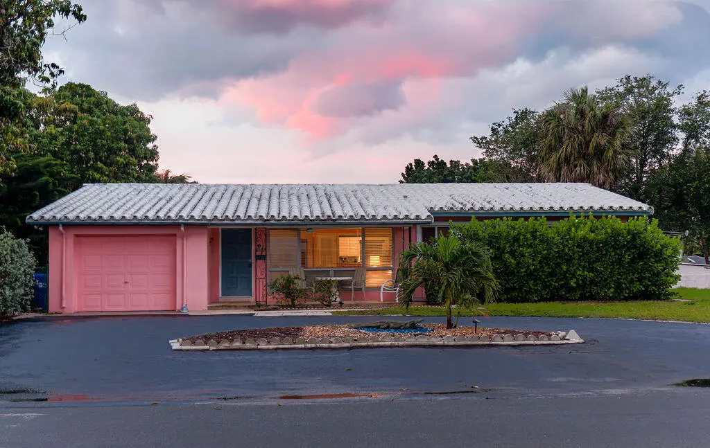 01-exterior-2 at 2355 NE 4TH Street, Pompano Beach