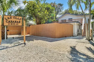 317 SW 9TH Avenue 1-3, Fort Lauderdale – Triplex for sale