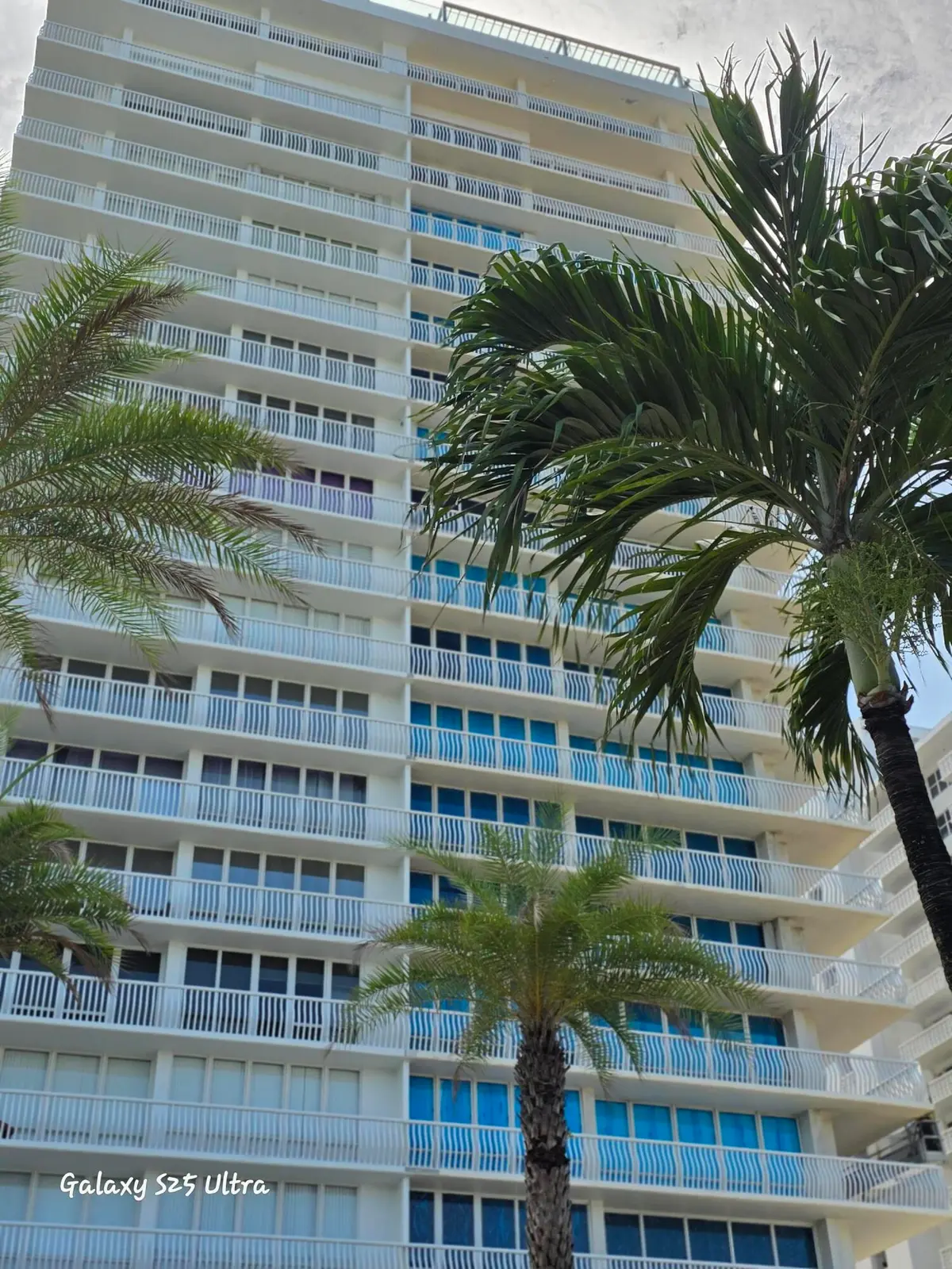 Front of Building2 at 4020 GALT OCEAN Drive 1402, Fort Lauderdale