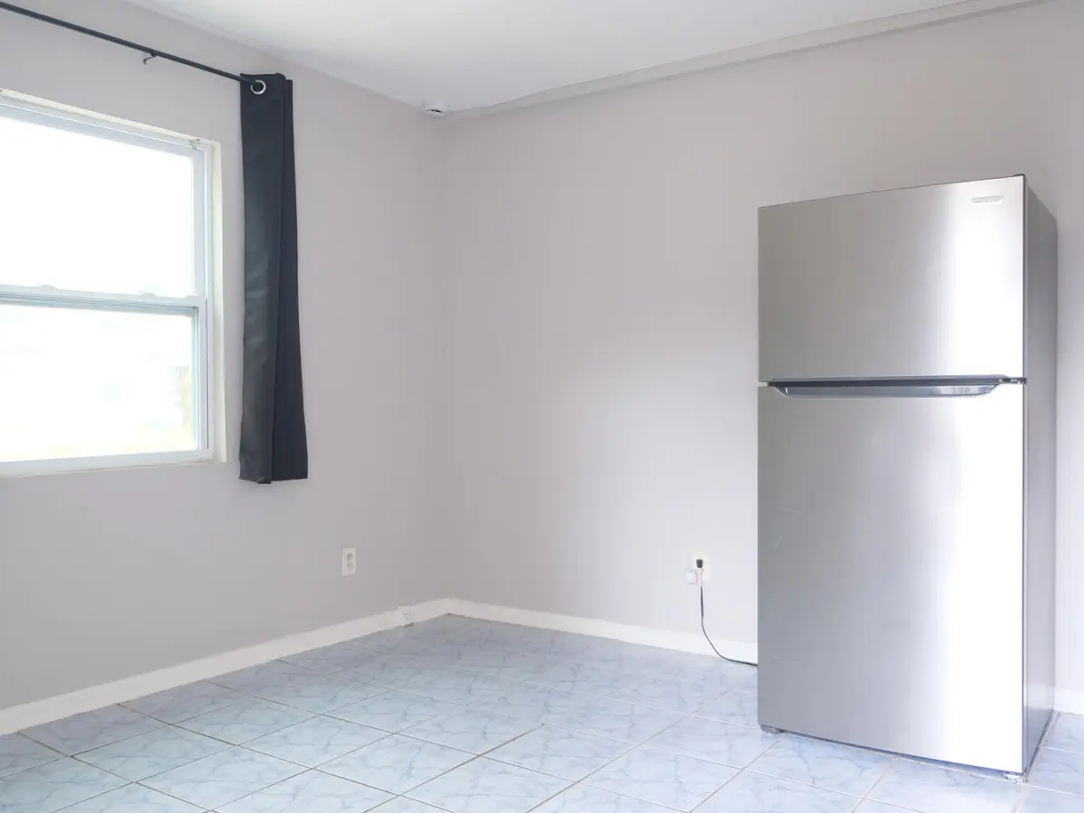 438 ROSELAND Drive studio 2, West Palm Beach, FL – photo 2