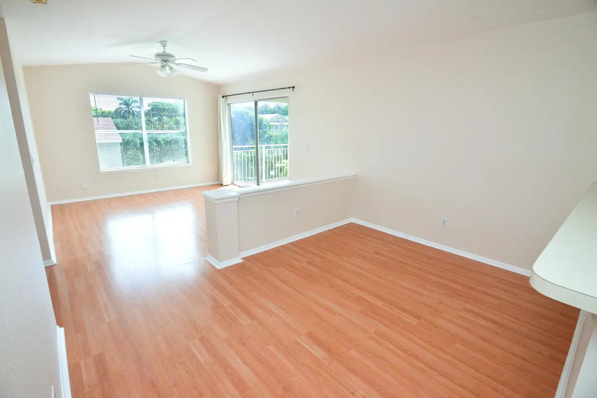 12-diningroom at 1845 PALM COVE Boulevard 8-301, Delray Beach