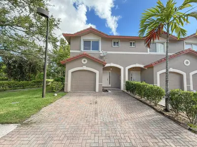 3118 CORAL RIDGE Drive 3118, Coral Springs – Townhouse for rent