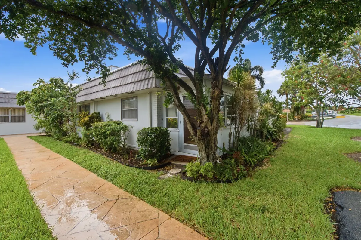 2__dsc4850 at 167 Valencia G, Delray Beach