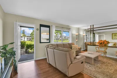 359 Saxony Trail H, Delray Beach – Condominium for rent