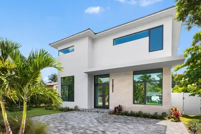 827 SE 2nd Avenue, Delray Beach – Single Family Residence for sale